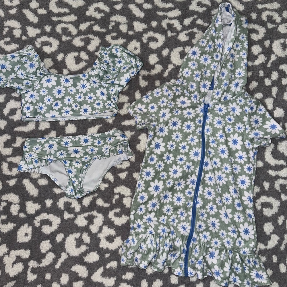 Girls size 5 bathing suit & cover up